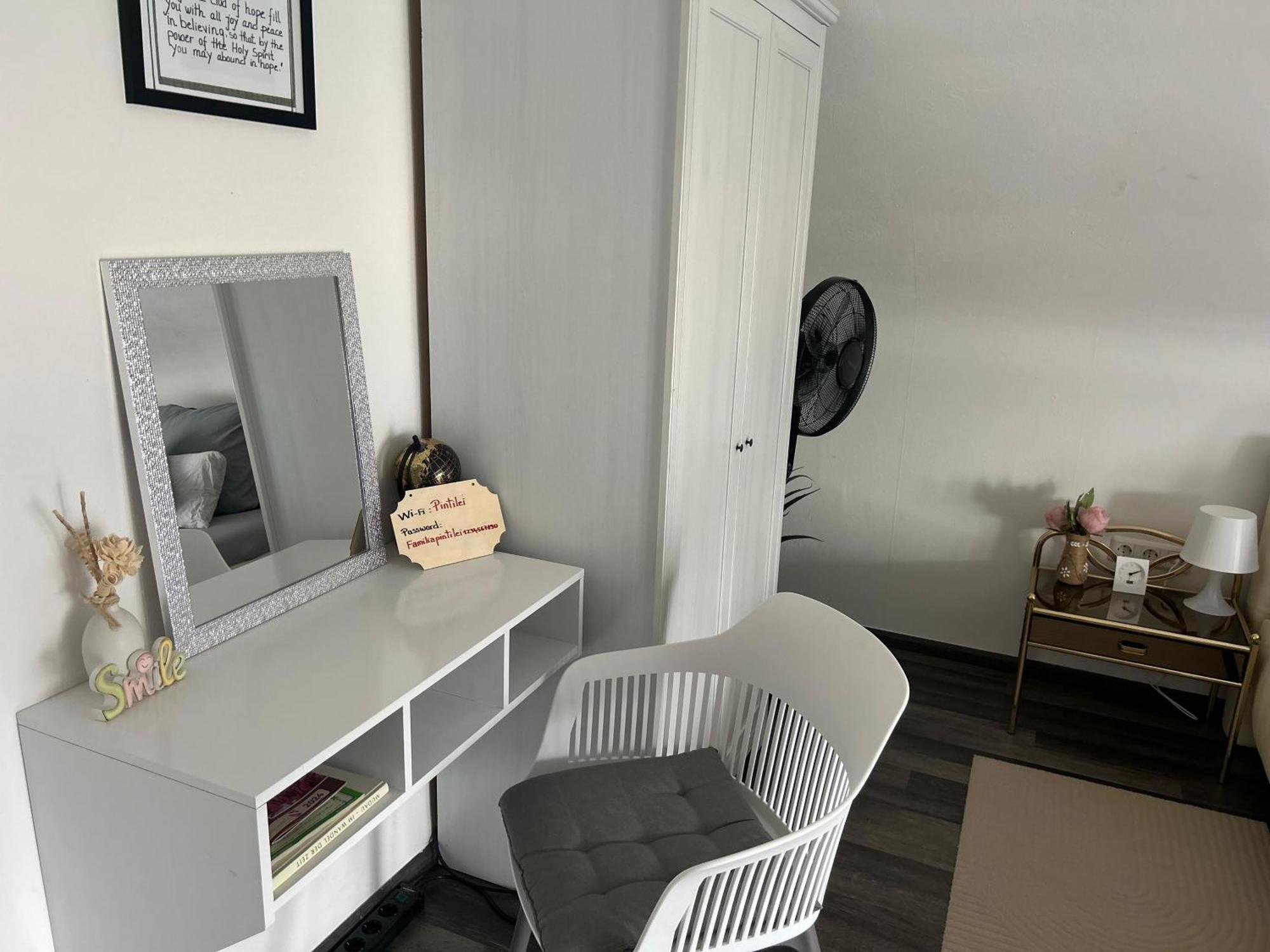 Privat Cozy Room In Mudau Exteriör bild